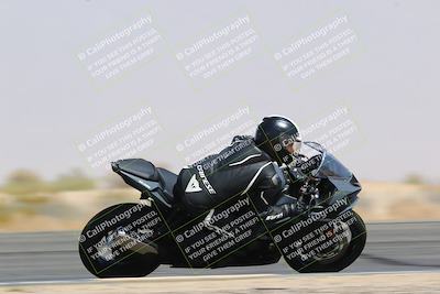 media/Mar-28-2022-Superbike Trackdays (Mon) [[b8603d0f67]]/Open Track Time/Turn 3 Inside/